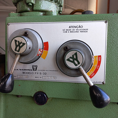 Furadeira Coluna Yadoya Fy-s-32 Trif. 220 V / -- 01045 Nc