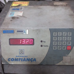 Balança Eletrônica Confiança Mod. 312 E 100 Kg / -- 00177 220v Branca E Cinza - Celiza Máquinas