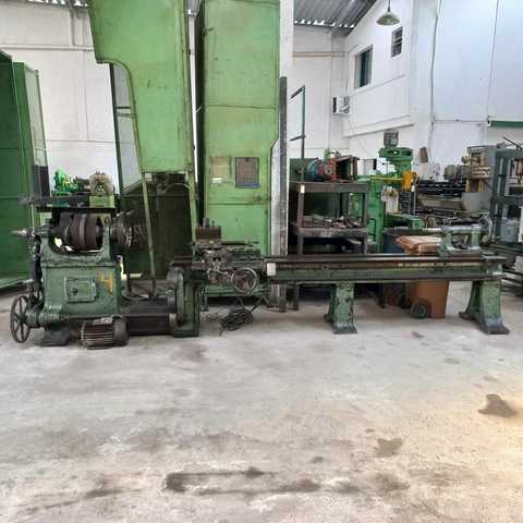 Torno Mecânico 1500 X 3000 Mm No Estado / -- 00822 Nc - comprar online