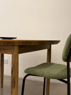 N.17 Mesa de comedor Nazeli circular en internet