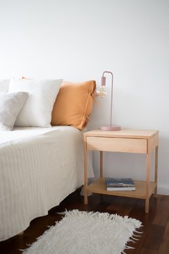 n.45 - Mesa de luz Meline
