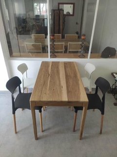 n.12.1 - MESA DE COMEDOR ARIANA - comprar online