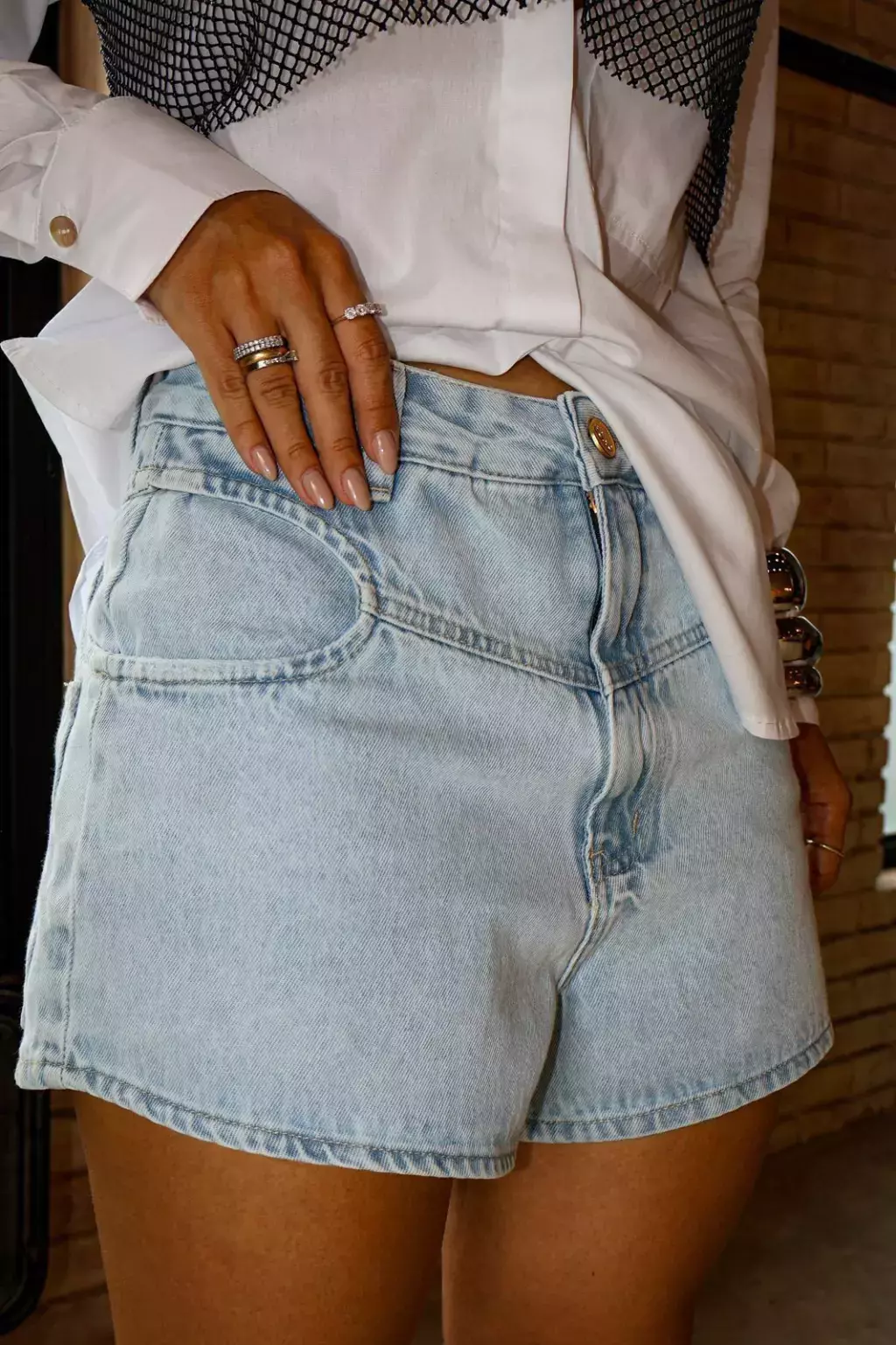 Short Eduarda Buho