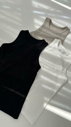 Musculosa Malva en internet