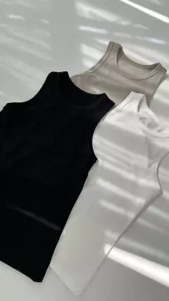 Musculosa Malva en internet