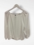 27519- BLUSA CON TABLAS TOKIO - tienda online