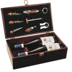Set De Vino 8 Piezas, Madera, PADRES, CADA UNO, OPCION GRABADO en internet