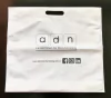 ECO BOLSA fiselina manija Riñon 30X40X10cm MANIJA RIÑON, BLANCA, a 1 color, Mínimo de Compra x 200 unidades - comprar online