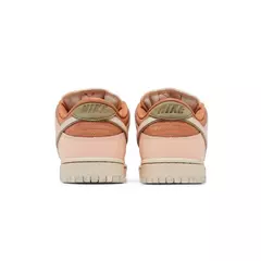 Sb Dunk Low - Crimson Amber na internet