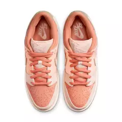 Sb Dunk Low - Crimson Amber - Santa Griffe