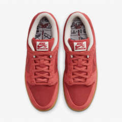 Sb Dunk Low - Adobe Red - Santa Griffe