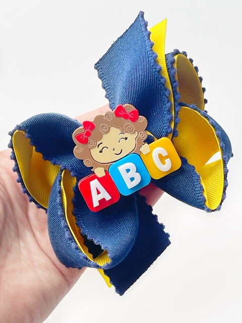 Laço Escolar Menina ABC