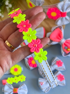 Tiara Primavera - florzinhas - comprar online