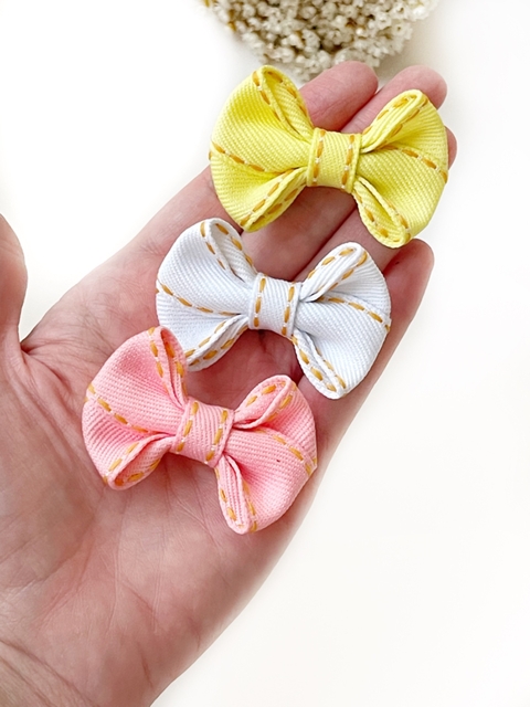 Trio de lacinhos - fita jeans com pesponto