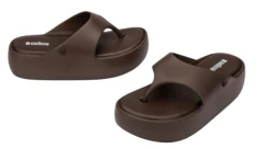 Melissa Free Platform Thong na internet