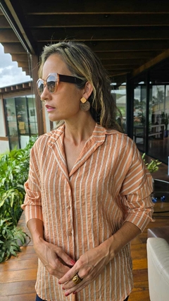 BS-0829- Camisa de listras fundo cor pessego - Kelch