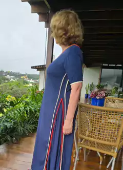 VE-0807A- Vestido midi viscolycra azul jeans viés nas laterais laranja e off - Kelch