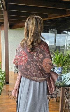 EC-0202- echarpe de viscose dupla face desenhos escuros - loja online