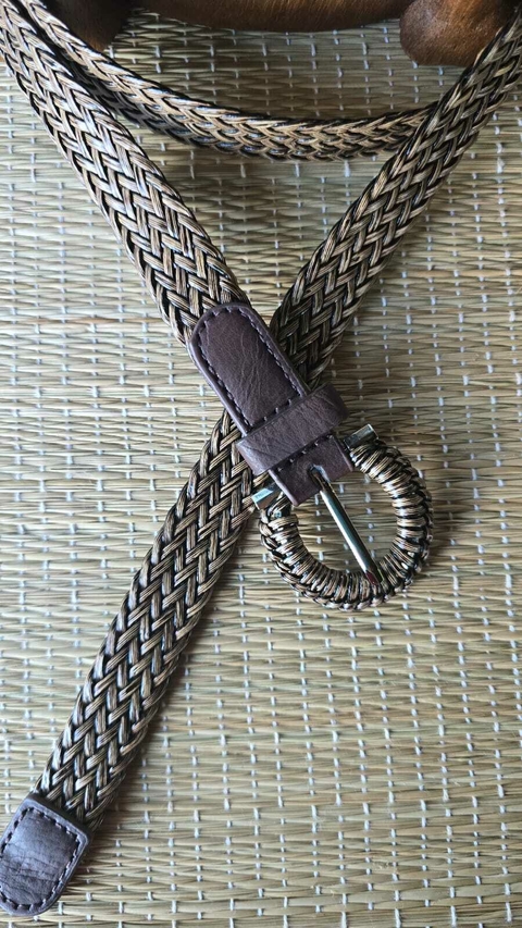 CI-0210B- Cinto tresse bem fino fivela meia lua, encordoada cor marrom escuro - comprar online