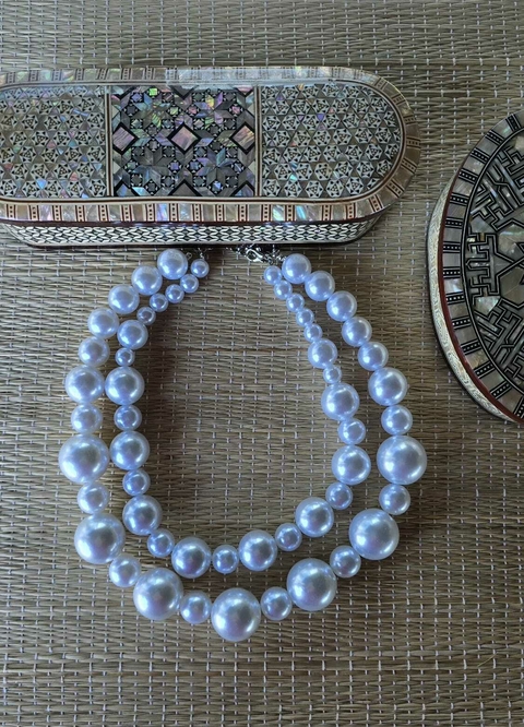 CO-0747 - Colar curto 2voltas com maxi perolas brancas - comprar online