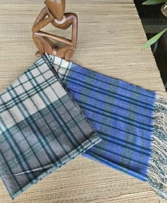 EC-0122- Pashimina lanzinha xadrez verde centro e pontas azul de um lado e vinho do outro - loja online
