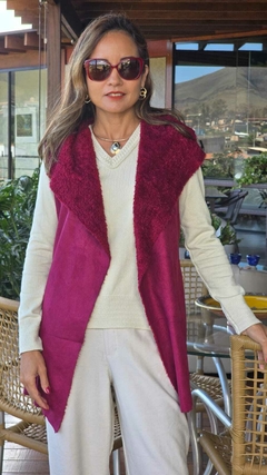CS-0333A- Colete longo camurça na frente e tricot atrás marsala - comprar online