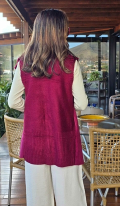 CS-0333A- Colete longo camurça na frente e tricot atrás marsala - Kelch