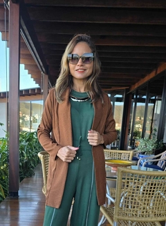 CS-0337A - Cardigan em malha canelada sedosa marrom - loja online