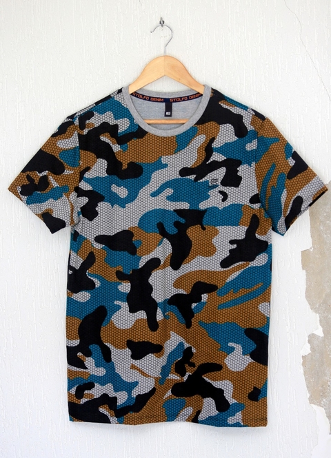 CAMISETA MASCULINA CAMUFLADA REF.090009
