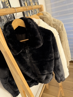Campera con piel premium WANDA - comprar online
