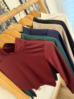 Remera microfibra premium NINA