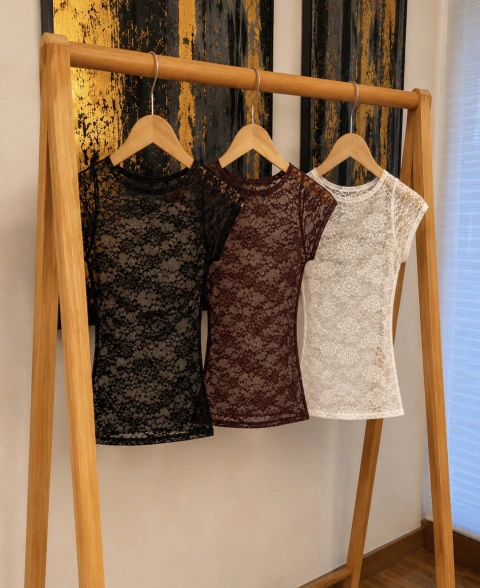 Blusa encaje FRIDA
