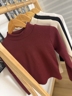 Polera premium MADAGASCAR - comprar online