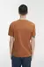 REMERA LEVI'S GRAPHIC SET IN NECKLEVIS FIRE (22491) - tienda online