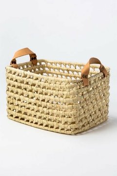 Canasto con tira de cuero - comprar online