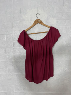 Blusa Vermelha Clock House