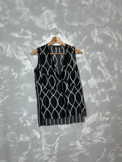 Blusa Preta estampada Miriam - comprar online