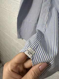 Camisa Listrada Armani