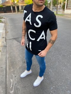 Remera TAS CA NI negra en internet