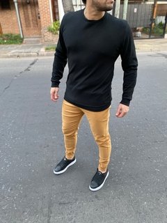 Sweater Wafle Negro lo en internet
