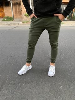 Jogger bengalina verde en internet