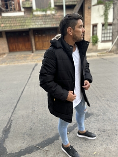 Campera Parka Negra Importada con capucha - El Showroom de Ramos Mejia