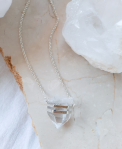 Collar Cuarzo Cristal - plateado