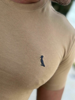 Camiseta Reserva- Caqui - comprar online
