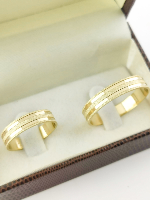Alianças de casamento - Banhado a Ouro18k - Modelo 04