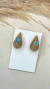 Brinco Gota Resina Nude com Pedra Turquesa