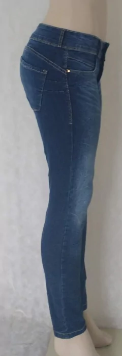 Calça Jeans Skinny na internet