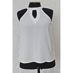 BLUSA COM PEDRARIA - MAUGI