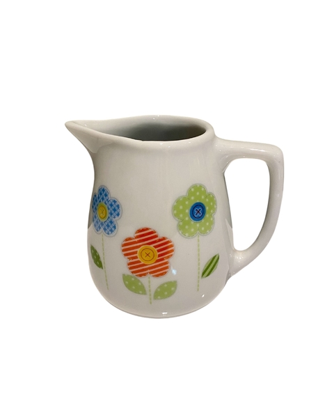 Mini leiteira no jardim