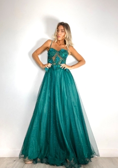 Conjunto Fantasy (INCLUYE VESTIDO CORTO Y FALDA LARGA PARA SUPERPONER) en internet